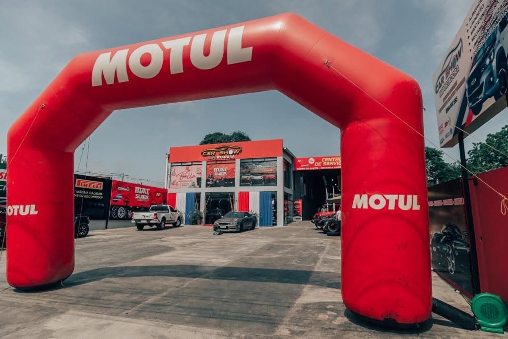 Showroom Car Show en San Lorenzo